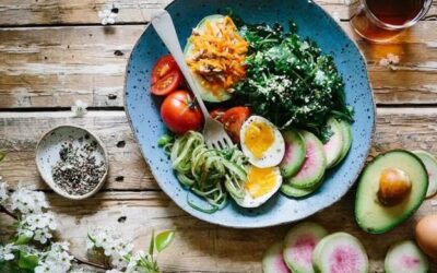 Debunking 10 toxic myths about food to help your relationship with it