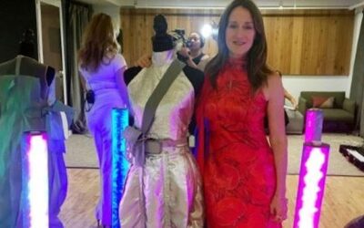 At NY Fashion Week, robotic dresses take on a life of their own