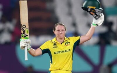 Australia crush Bangladesh to seal semi-final spot