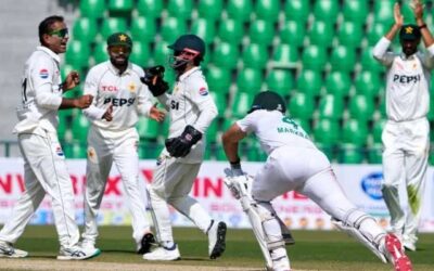 South Africa resume at 216/6 against Pakistan