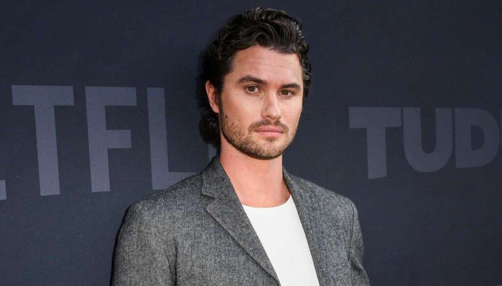 Chase Stokes on being treated like a ‘zoo animal’