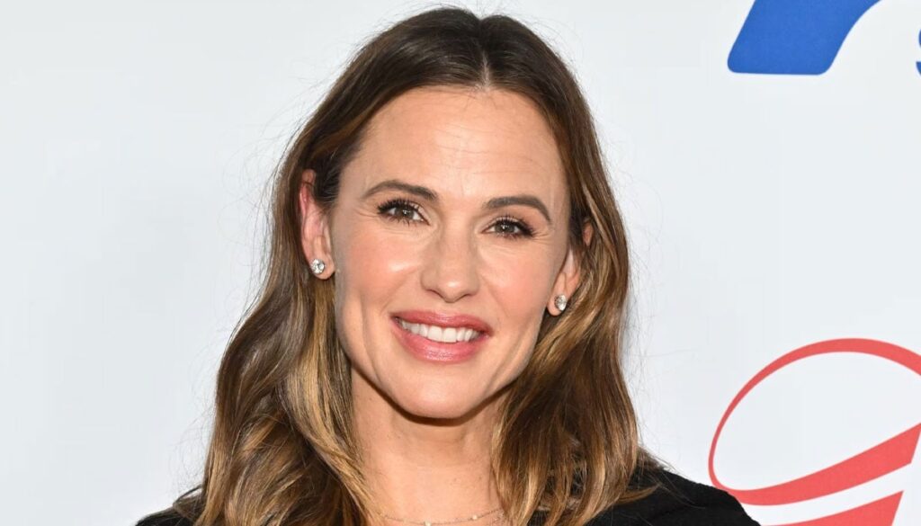 Jennifer Garner names her movie that she hasn’t seen in full since its premiere